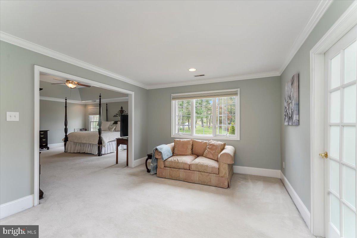 228 Weatherhill Dr