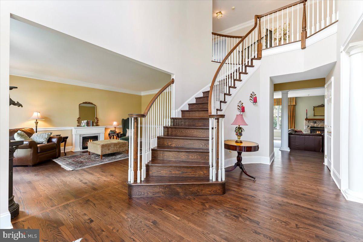 228 Weatherhill Dr