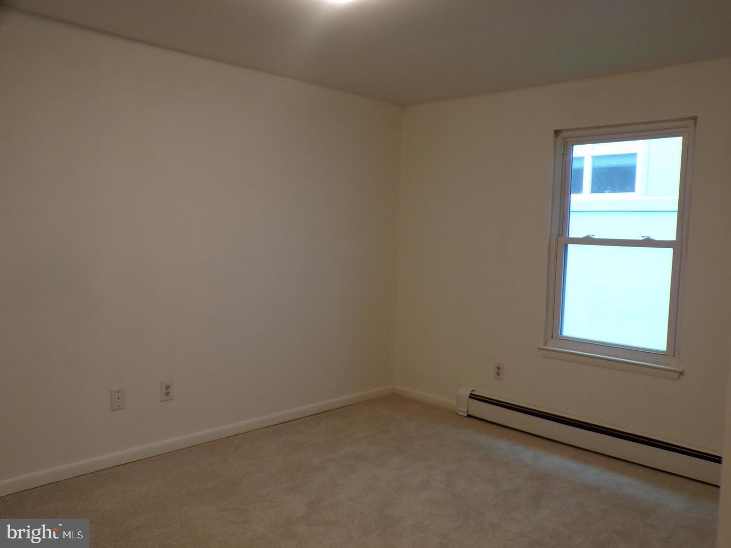 312 WALNUT COURT WAY
