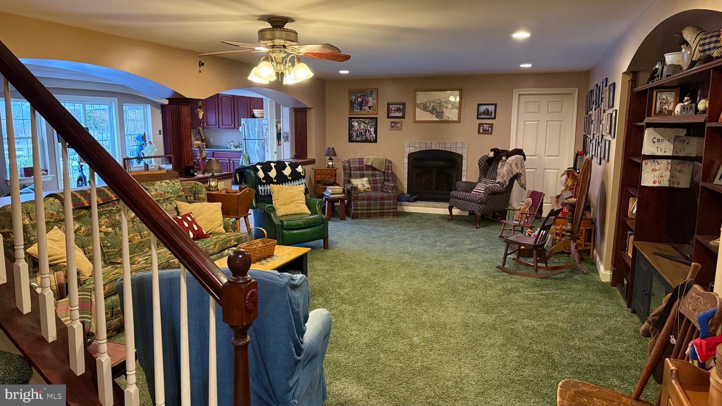 119 Lakewood Dr