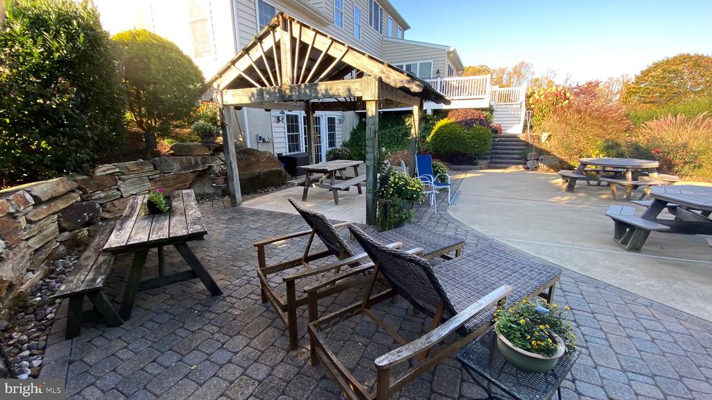 119 Lakewood Dr