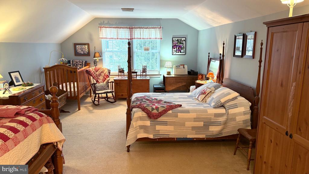 119 Lakewood Dr