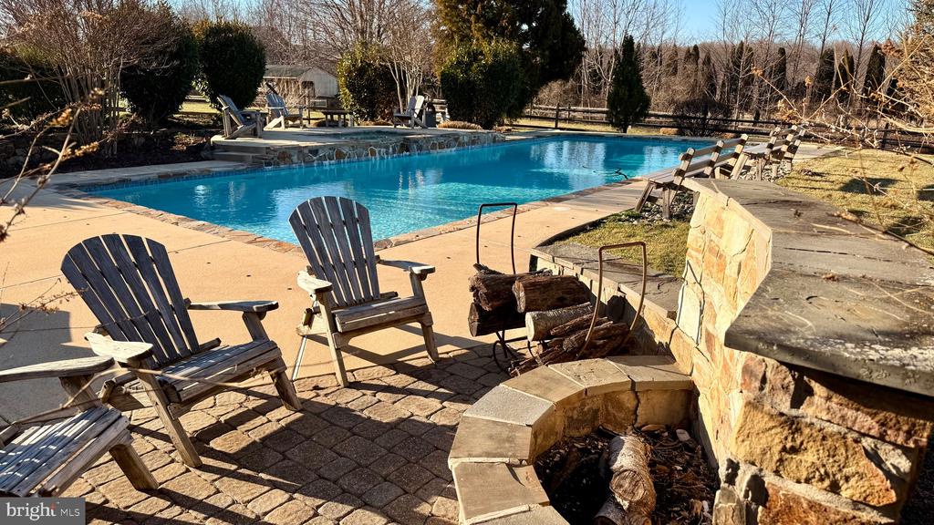 119 Lakewood Dr