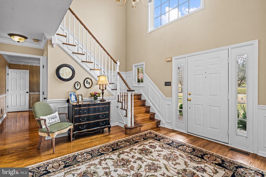 365 Country Ln