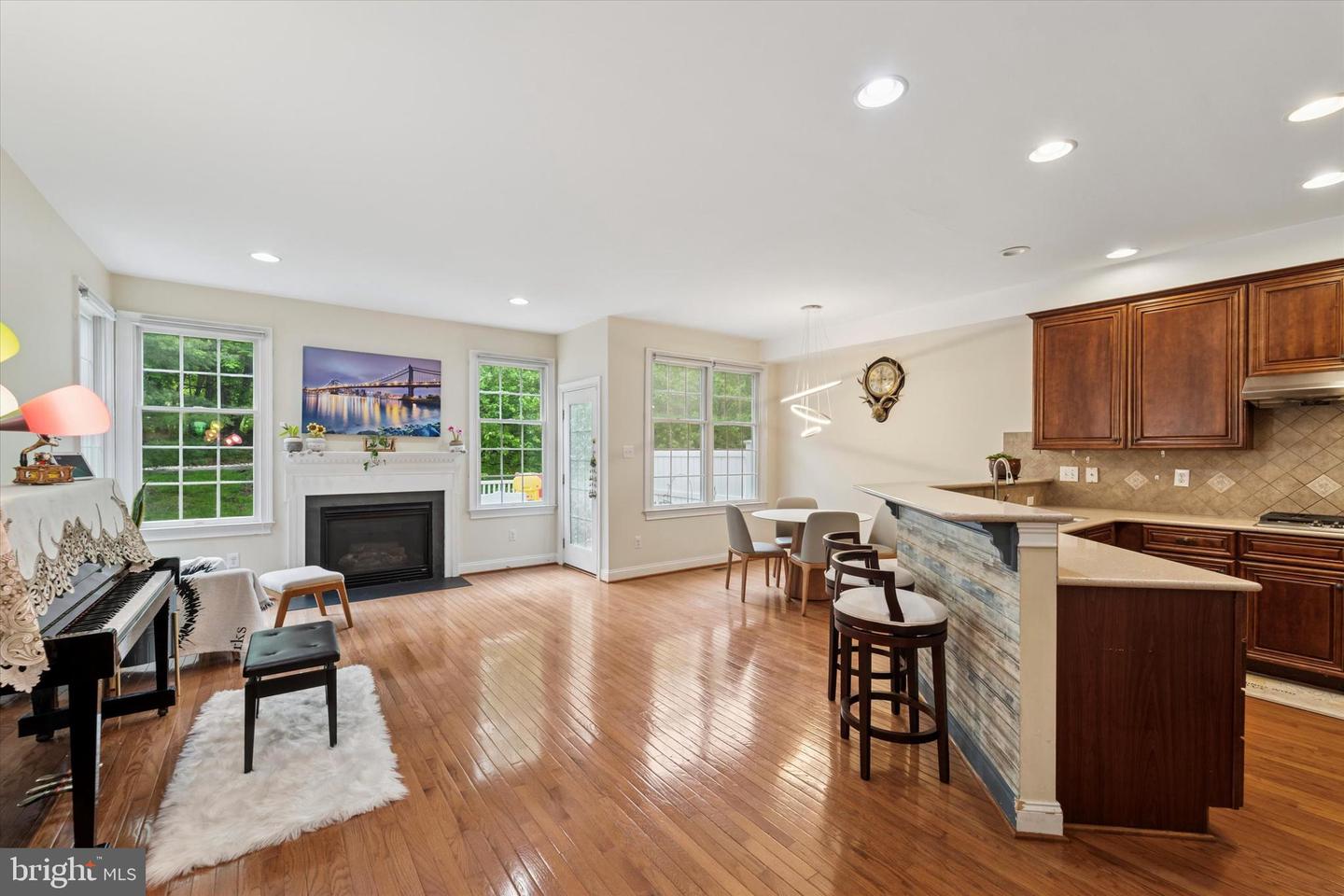 11 Sloan Rd