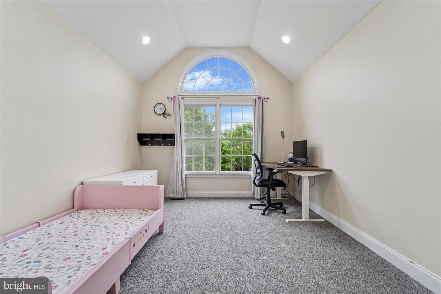 11 Sloan Rd