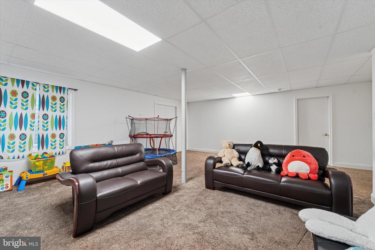 11 Sloan Rd
