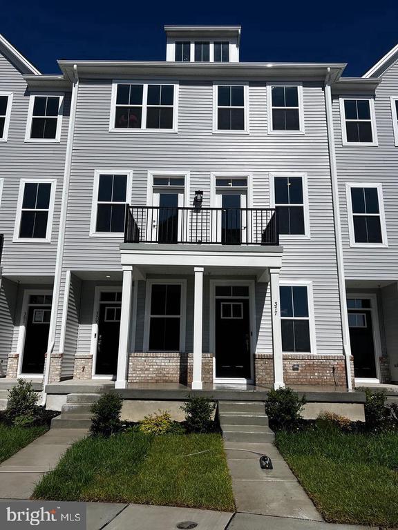 377 FOUNDRY ST.