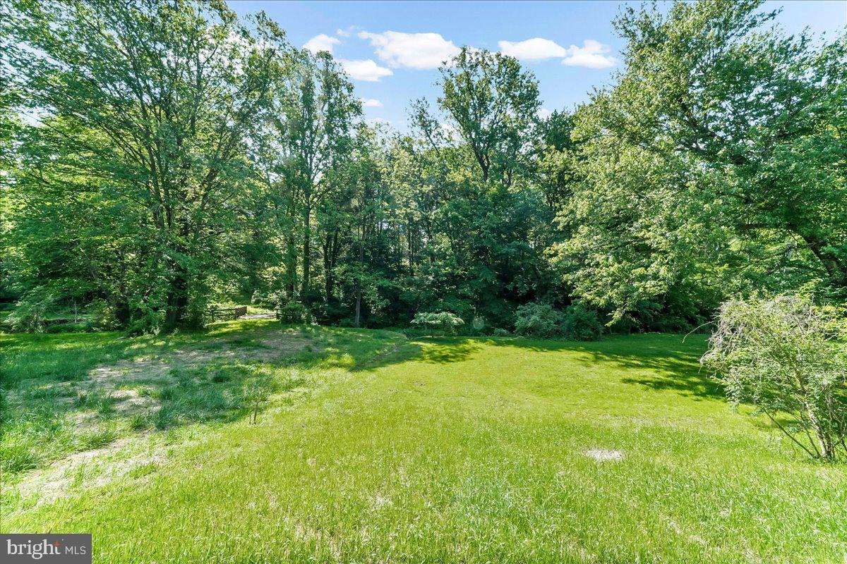 1861 LENAPE ROAD