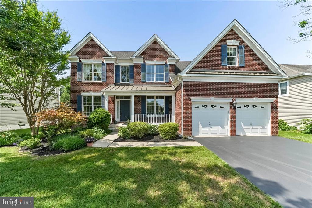 609 WINSTON LANE