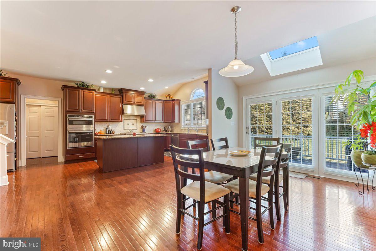 10 Magnolia Pl
