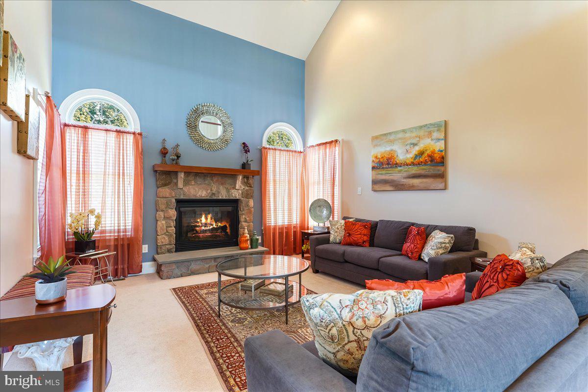 10 Magnolia Pl