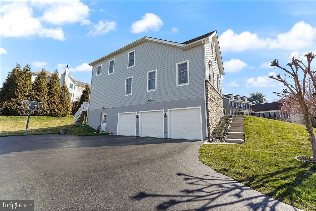 10 Magnolia Pl
