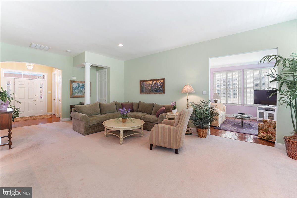 31 Hutton Ln