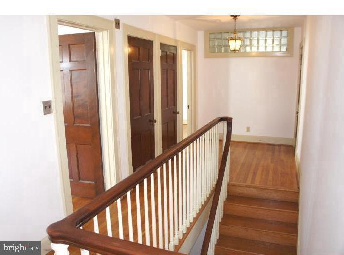 459 Fairfax Rd