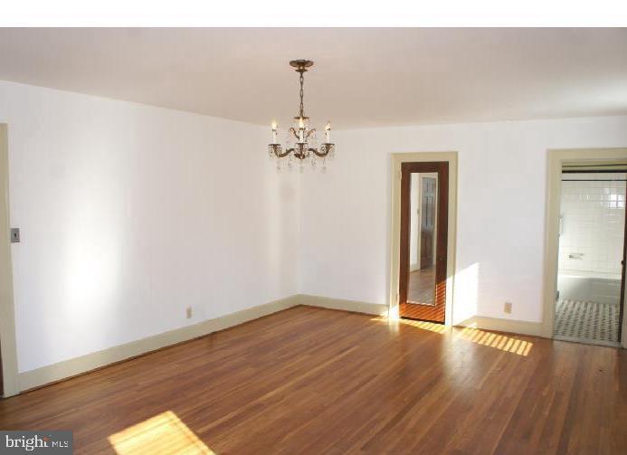 459 Fairfax Rd