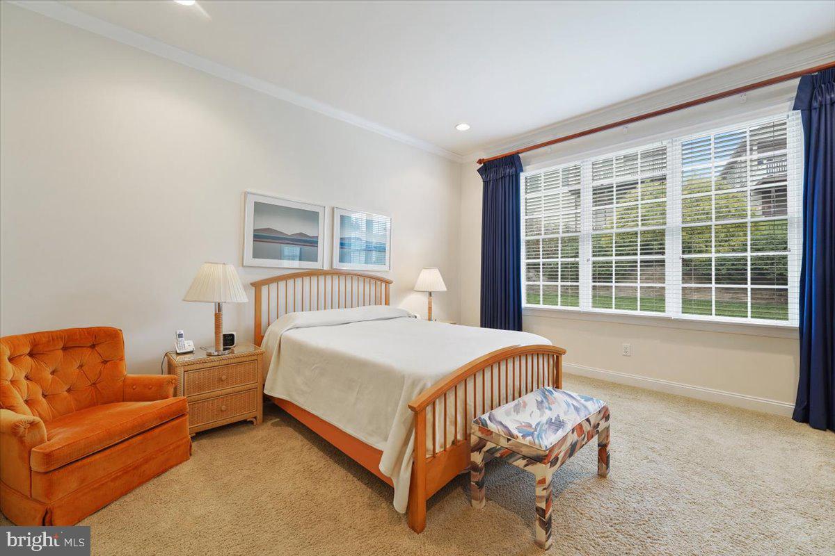 43 Cassin Hill Rd