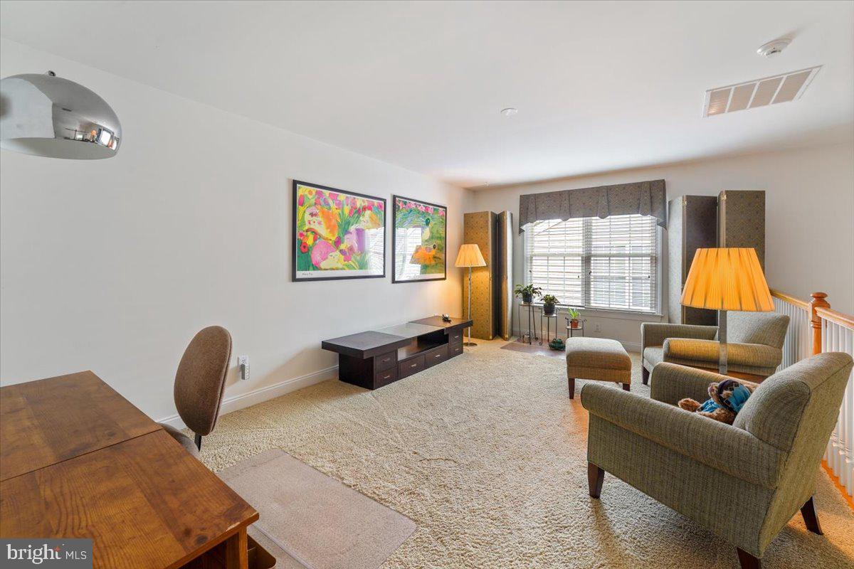 43 Cassin Hill Rd