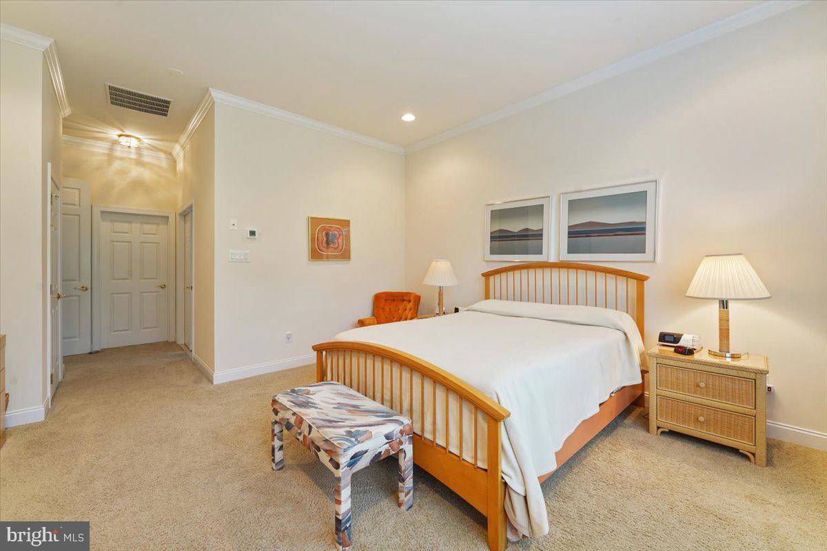 43 Cassin Hill Rd