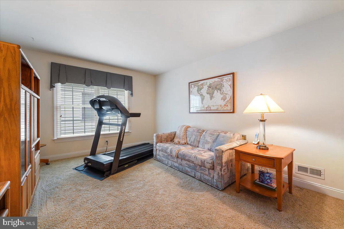 43 Cassin Hill Rd