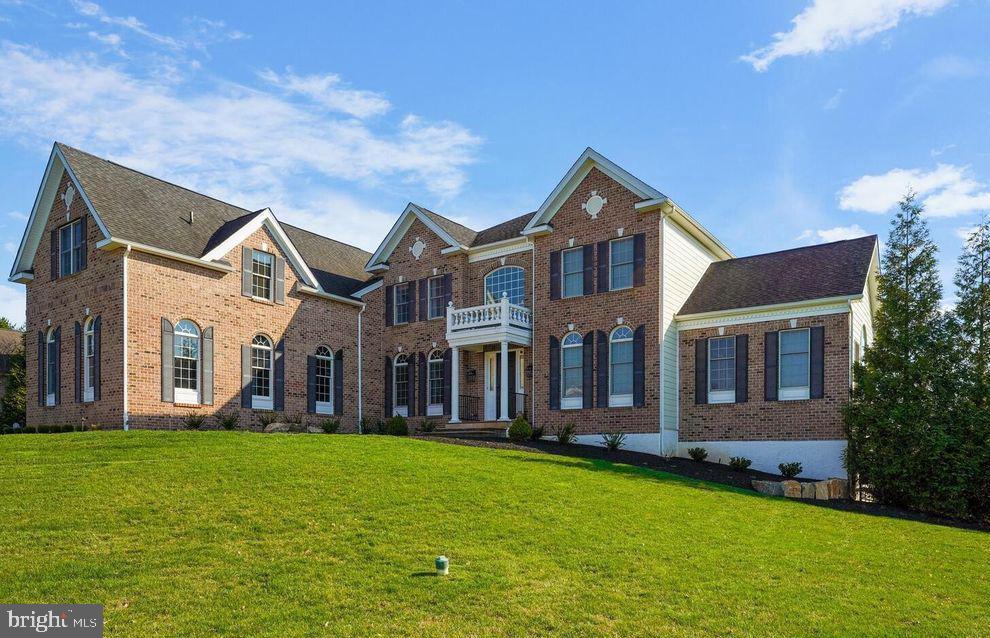 7 Pin Oak Dr