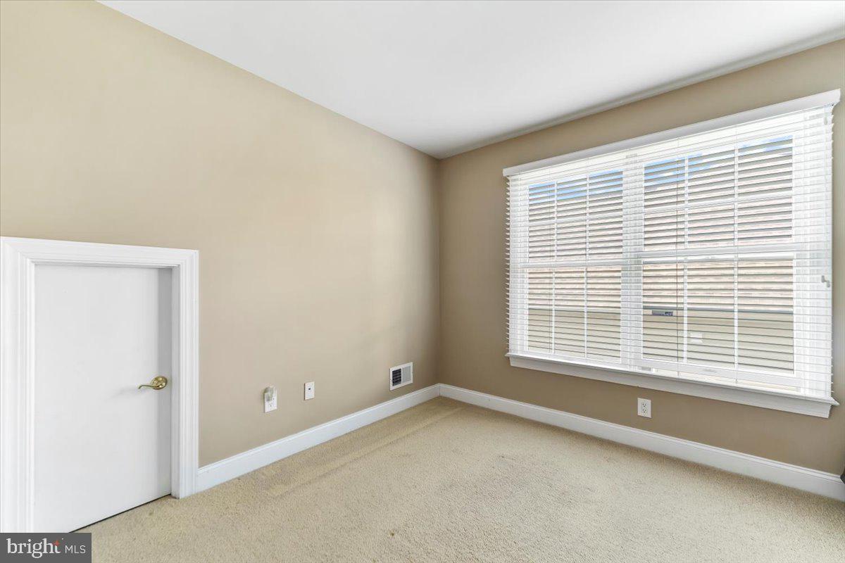 41 Cassin Hill Dr