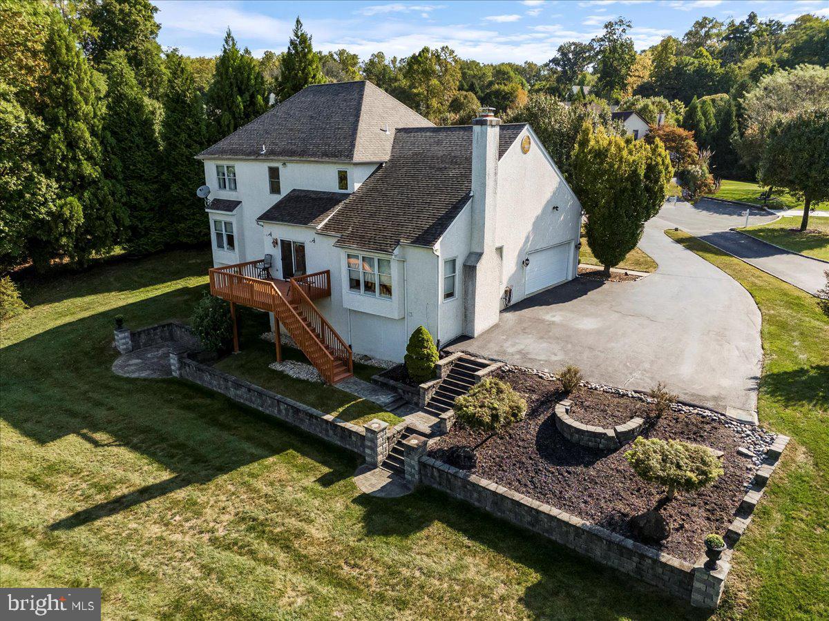 10 William Charles Dr