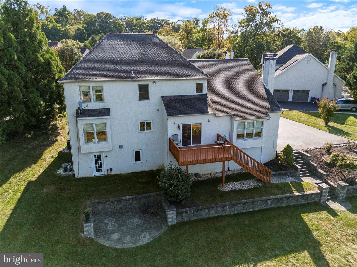 10 William Charles Dr