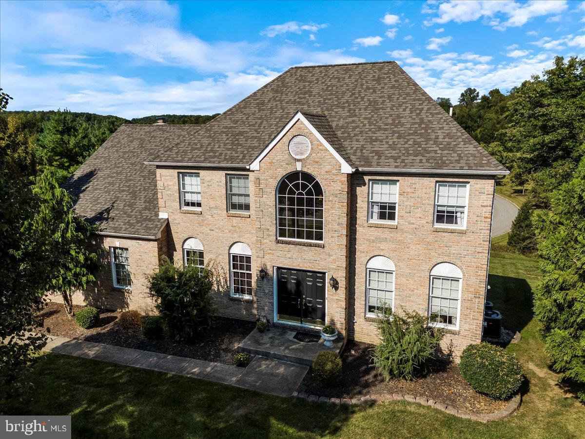 10 William Charles Dr