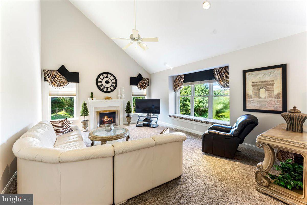 10 William Charles Dr