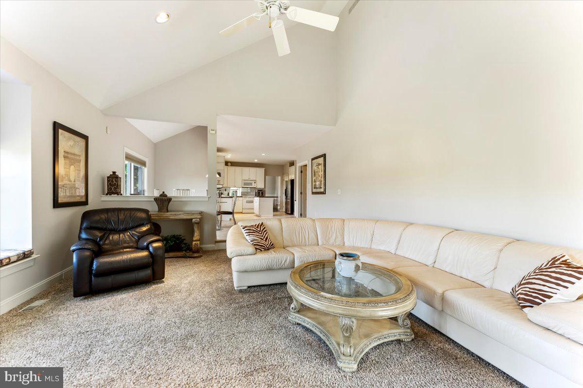 10 William Charles Dr