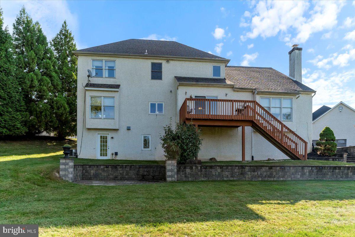 10 William Charles Dr