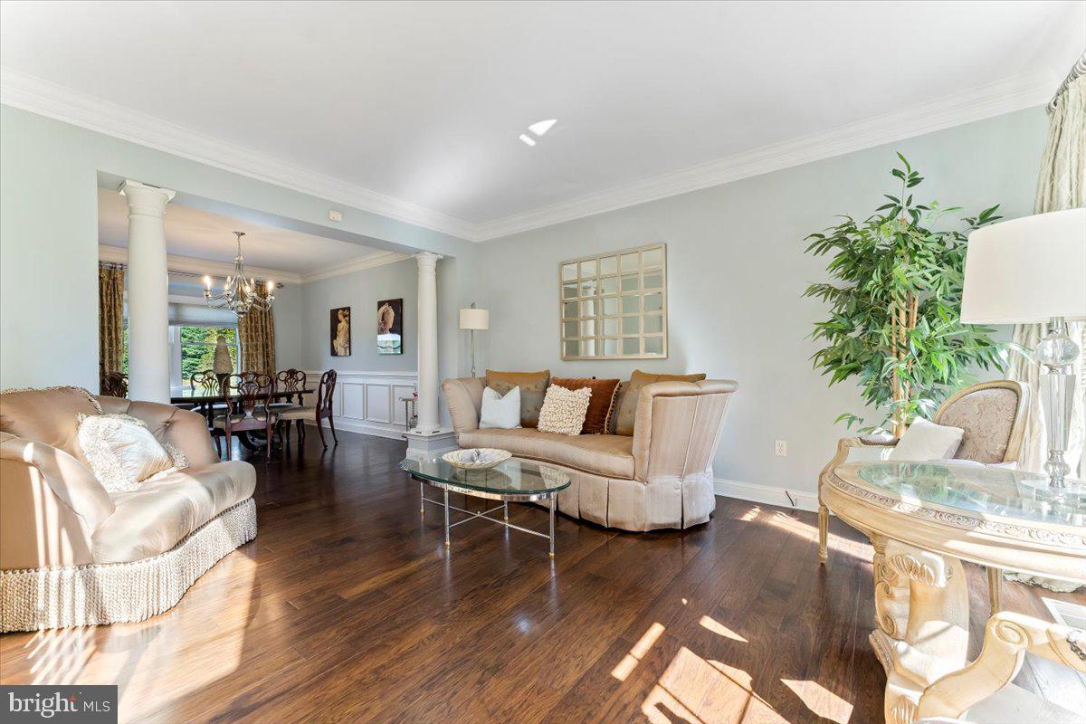 10 William Charles Dr