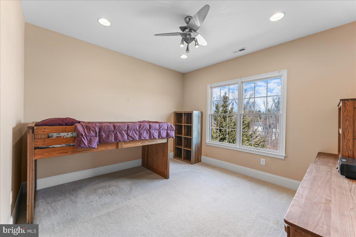 8 Poplar Road