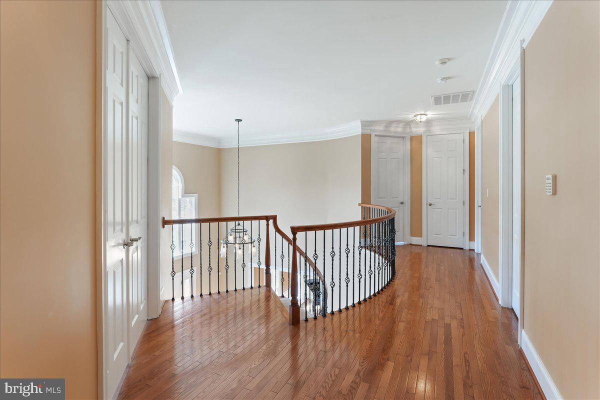 8 Poplar Road