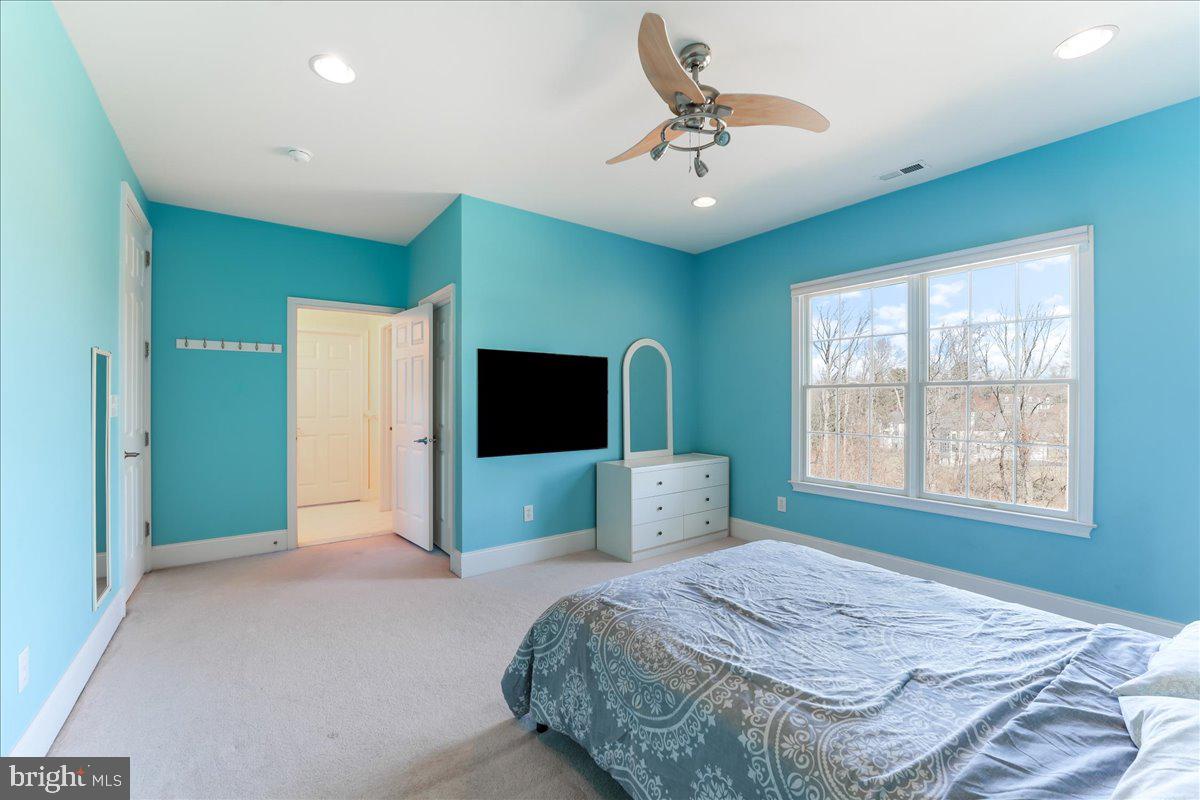 8 Poplar Road