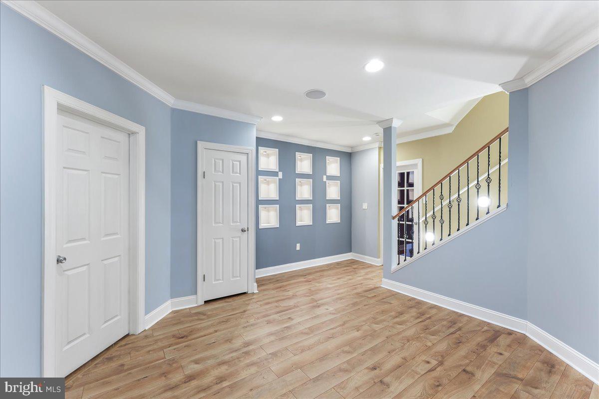 8 Poplar Road