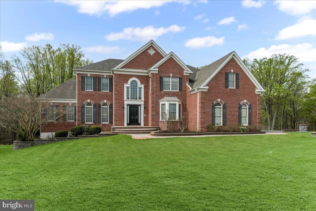 15 Evergreen Pl