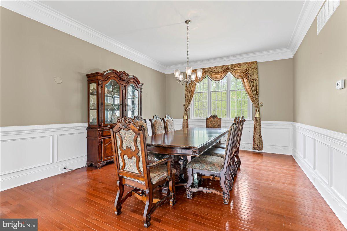 15 Evergreen Pl