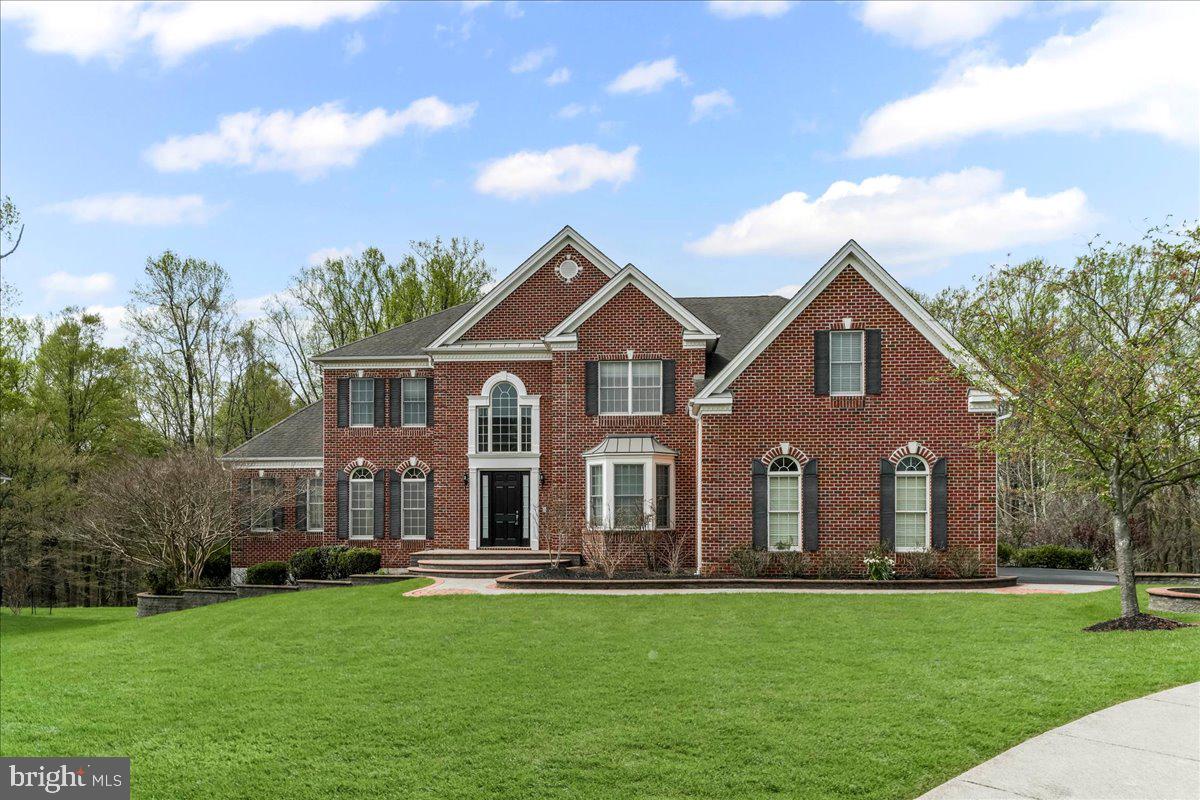 15 Evergreen Pl
