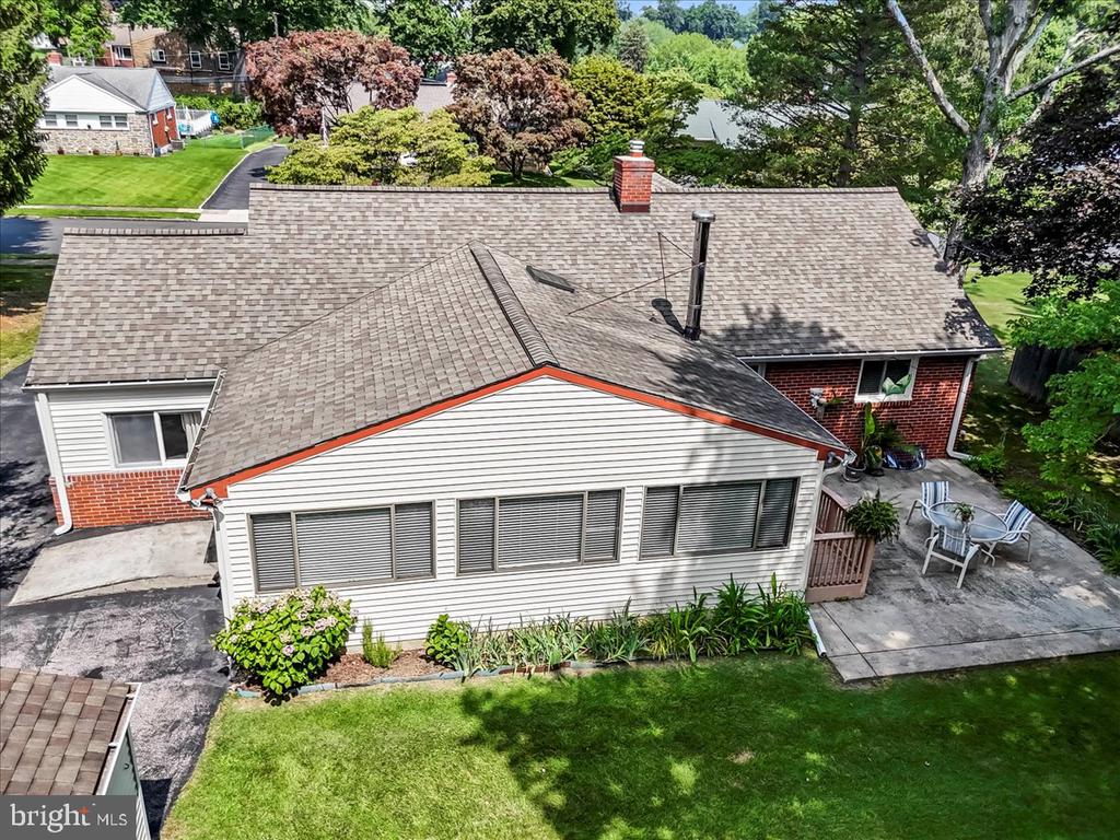 303 Harvard Ave
