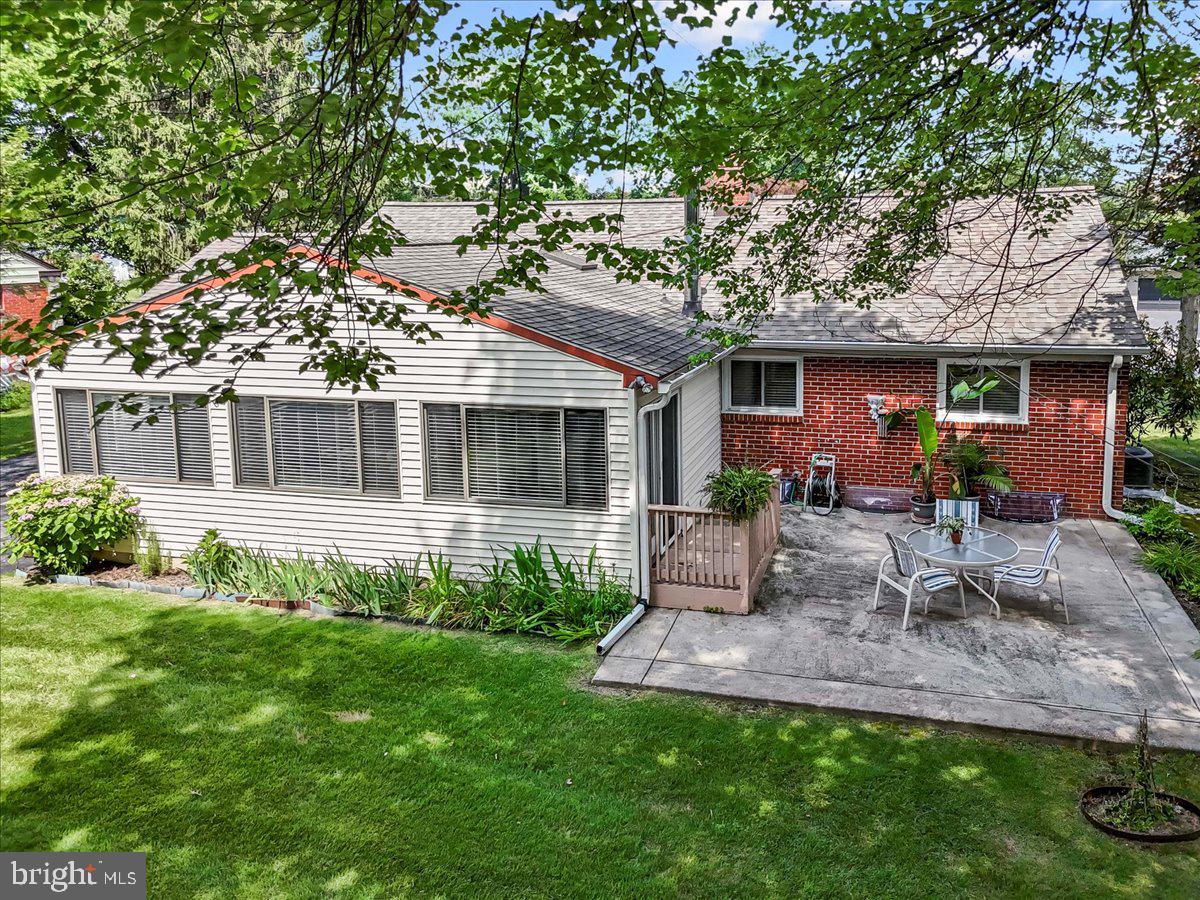 303 Harvard Ave