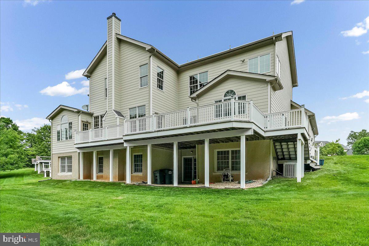 13 EVERGREEN PLACE