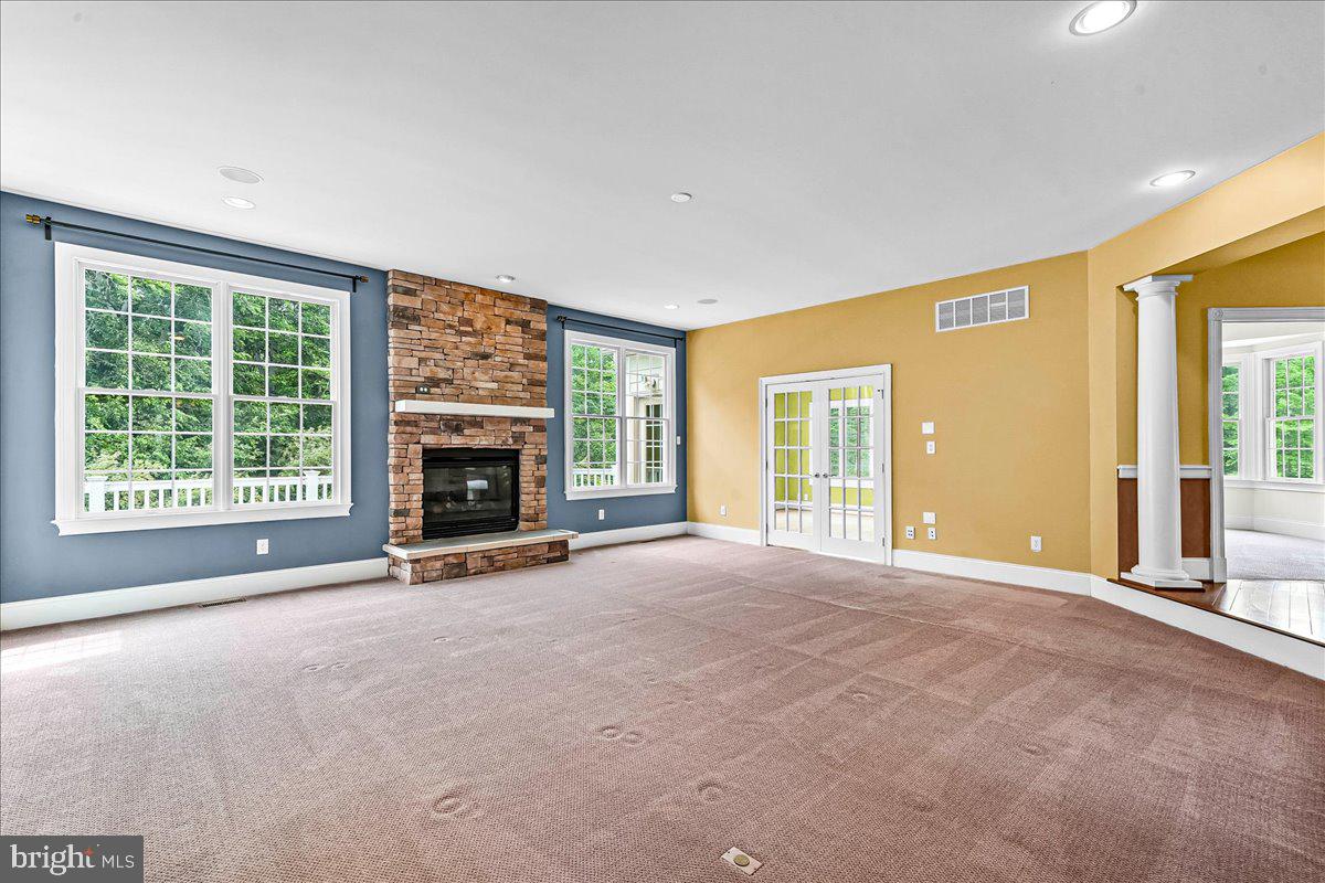 13 EVERGREEN PLACE