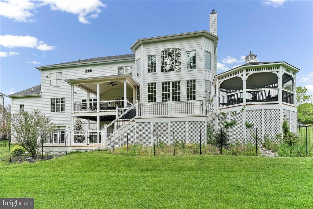 17 EVERGREEN PLACE