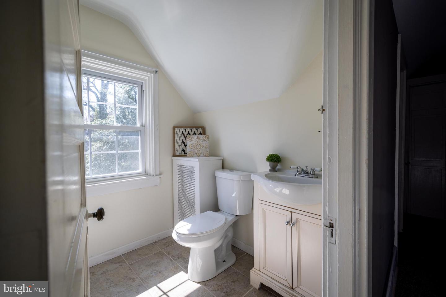 1610 Cloverly Lane
