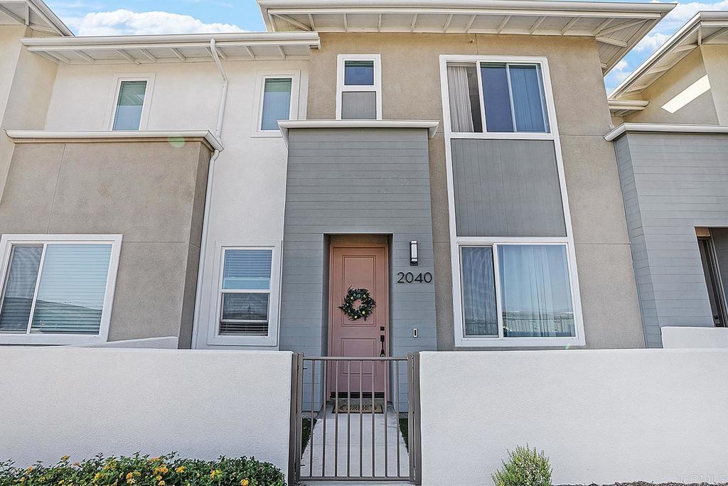 2040 Bluestone Circle
