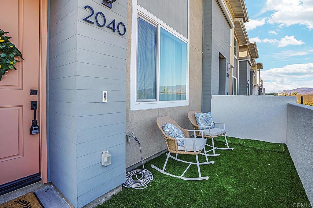 2040 Bluestone Circle