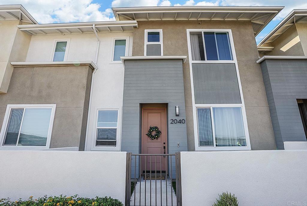 2040 Bluestone Circle
