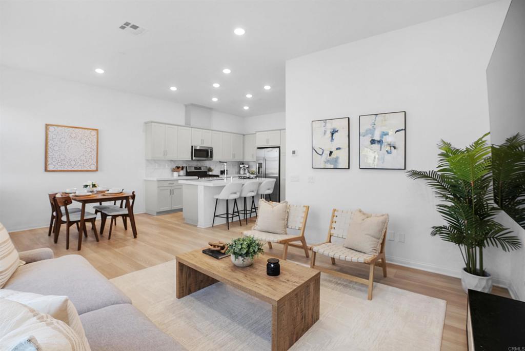 2040 Bluestone Circle